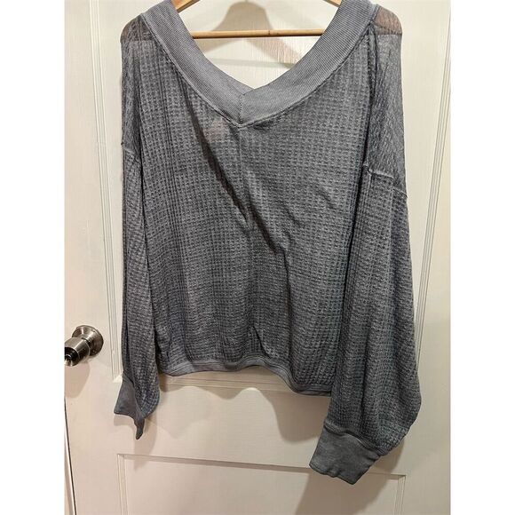 💙💙💙We The Free Women's Blue Off Shoulder Boxy Crop Blouse Size M - Picture 7 of 8